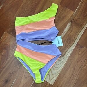 Colorful One-Shoulder Swimsuit